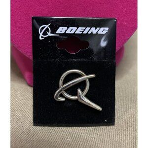 Boeing Symbol Lapel Pin White Silver Matte Finish New In Package